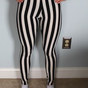 Vertical Striped Leggings